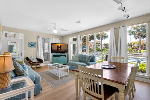 Destiny Beach Villas #11B- Beach Oasis, Destin