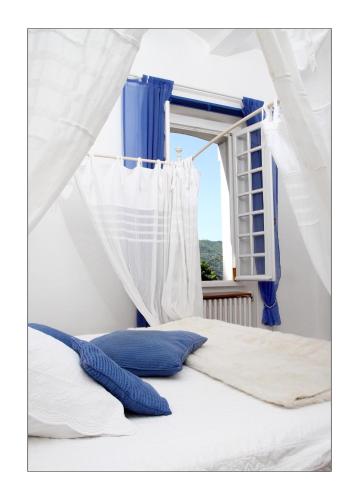 Villa Aimée Luxury Apartments with Heated Pool - Chambre d'hôtes - Vals-les-Bains