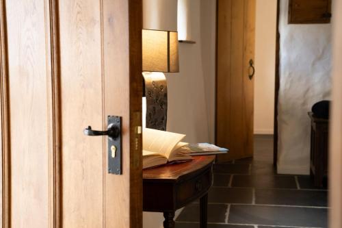 Panoramic Views & Spacious Living by LetMeStay in Grasmere