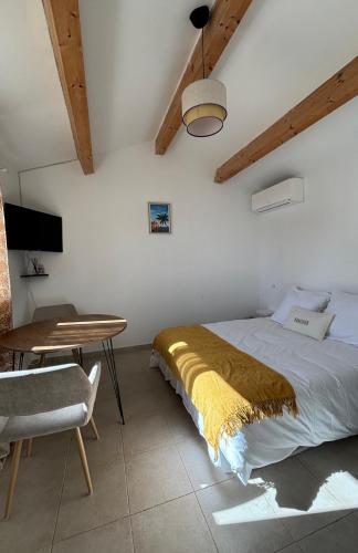 Appartement 2 personnes bord de mer in Vico