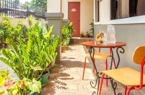 Romantic Getaway》Balcony+Garden View & Fast Wi-Fi in Liloan
