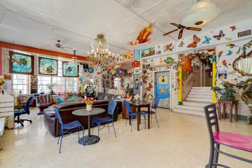 James Hotel - image 12