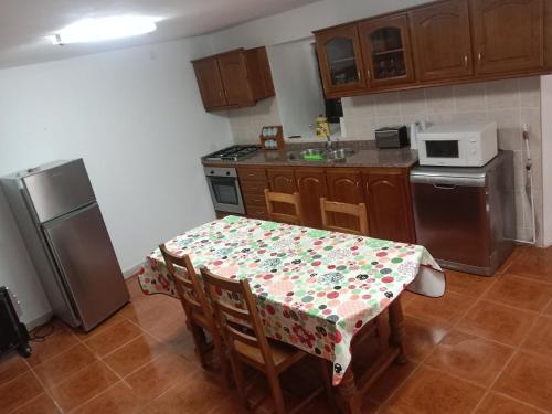 Casa em Atilhó - Boticas (Casa em Atilho - Boticas) in Negroes