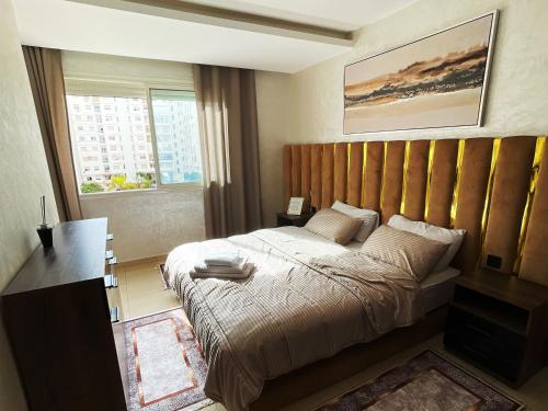 Exterior view, Islan in Swiss City