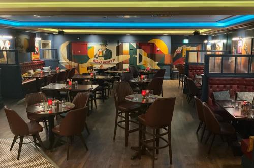 ห้องอาหาร, The Coachmans Inn in รอสส์คอมมัน