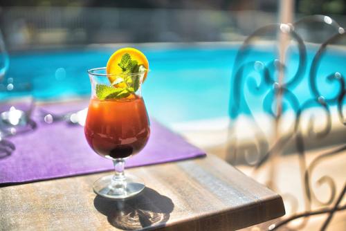 Golden Tulip Basel Mulhouse Freibourg - hotel restaurant - image 11