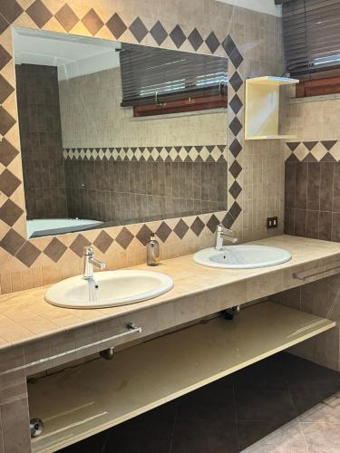 DolceVita Eur2 Luxury Apartament, Roma (foto 9)