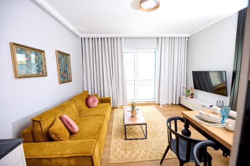 Спільний лаунж/ТБ зона, BAST Babichy 29 DOM Apartamenty MANDORIA , Rodzina , Family , Orientarium , PTAK , Parking bezpłatny (BAST Babichy 29 DOM Apartamenty MANDORIA , Rodzina , Family , Orientarium , PTAK , Parking bezplatny) in Rzgów
