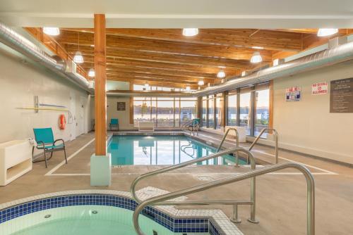 Comfort Inn & Suites in Campbell River, Canada