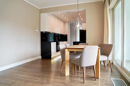 Two-Bedroom Superior Apartment image 10