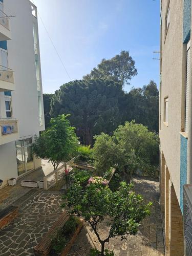 Apartment with Garden View image 7