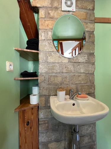 Authentic loft in the heart of old town, Riga (foto 9)
