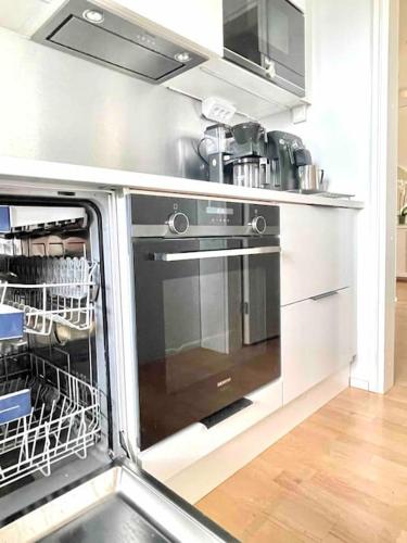 Cocina, Iso luksushuoneisto Forssan kattojen yllä (Iso luksushuoneisto Forssan kattojen ylla) in Forssa