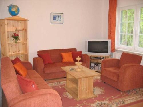 Ferienhaus 1 _ Ferien im Gutspark 941m von Mattchow entfernt