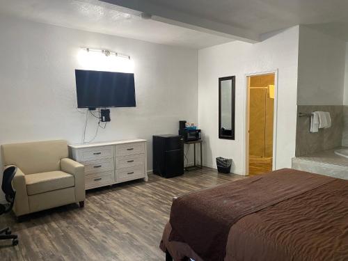 King Room with Spa Bath