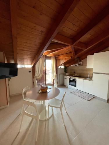 Vesux Apartments - Porto di Napoli