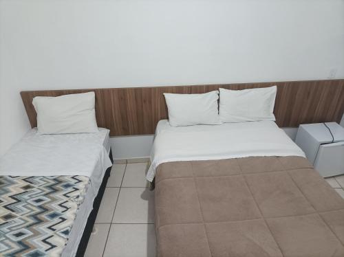 1 double bed, 1 twin bed