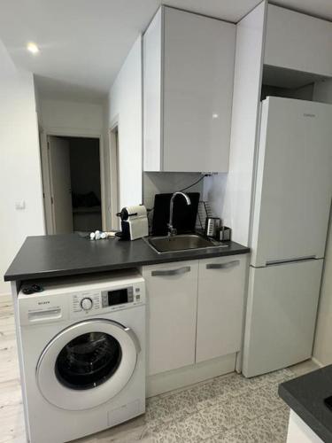 Apartamento enfrente de Metro-Renfe in Mostoles