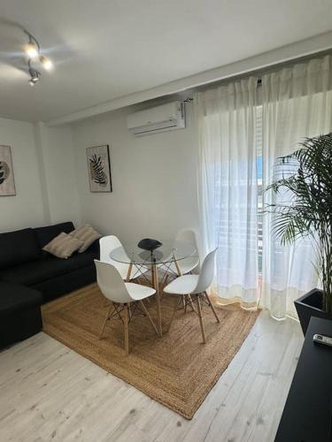 Apartamento enfrente de Metro-Renfe in Mostoles