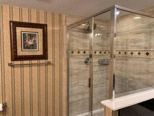 Paradise at the Beach, Complete View of Horizon