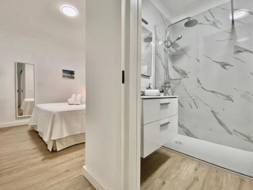 Three-Bedroom Apartment image 9