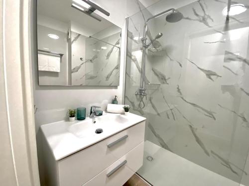 Three-Bedroom Apartment image 6