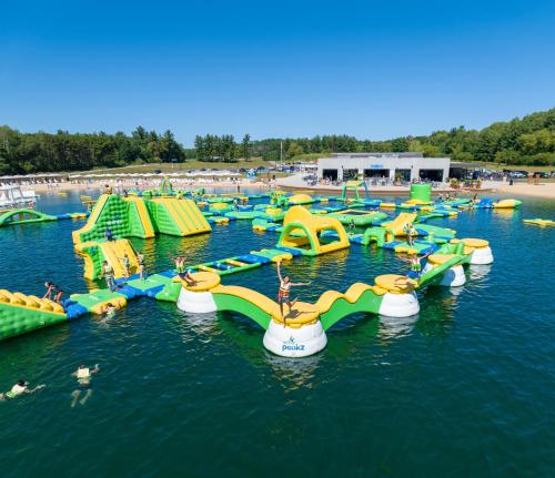 Natura Treescape Resort - 주변 환경