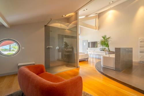 Mundaka Room with Ocean view