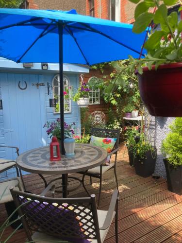 ระเบียง/ชานเรือน, Mountroyal Victorian Self Catering Apartment 2 in น็อค