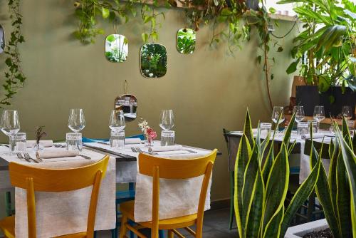 Apollo Boutique Hotel - image 5