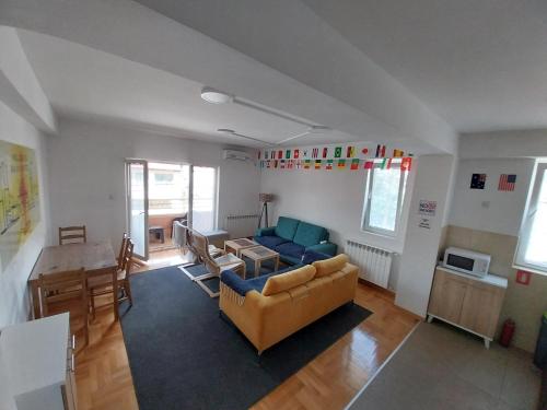 Railway Apartment, Skopje