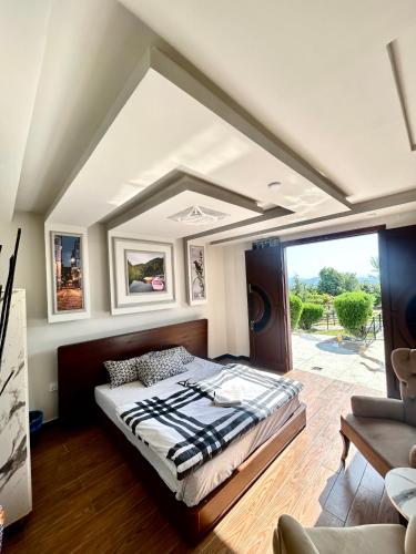 Republika Central in Abbottabad