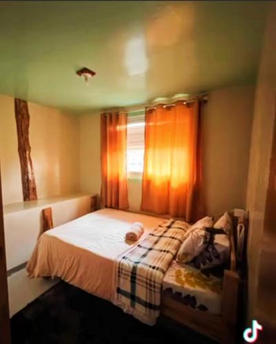 Aesthetic Infused with Rustic Vibe Rooms at BOONE'S Aesthetic Infused with Rustic Vibe Rooms at BOONE'S