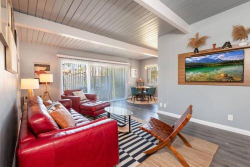 Ultimate Luxury Apt near Dodgers Stadium