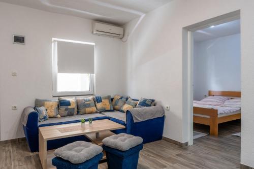 Two-Bedroom Apartment with Terrace image 10