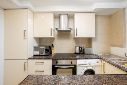 SIAC Paddington Marble Arch II - image 4