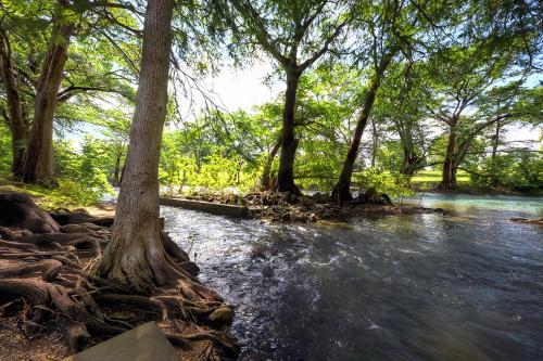 WW G102 Waterwheel Resort Condo in New Braunfels, USA