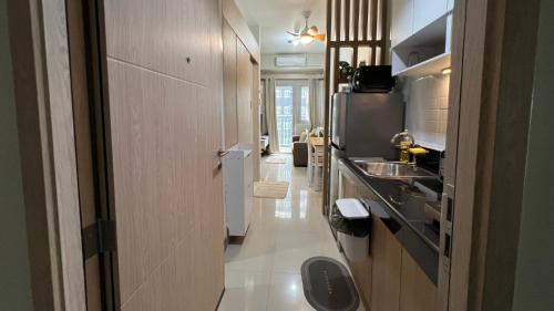 UrbanEase Living at Charm Residences Near Sta Lucia Mall and Robinsons Mall, Manila