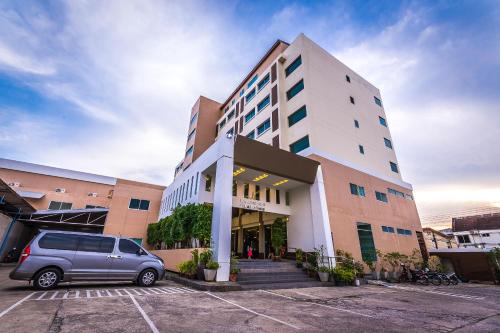 Entrance, Sinkiat Buri Hotel in Satun