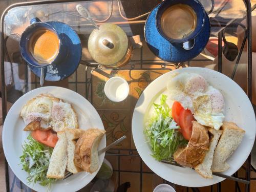 Jonni`s Place - Sakamoto