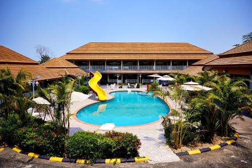 Baan Dara Resort
