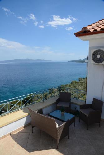 Goddesses Villa 2 in Nies - Ευξεινούπολη