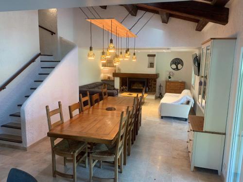 La Demeure de Fany in Saint-Marcellin-les-Vaison