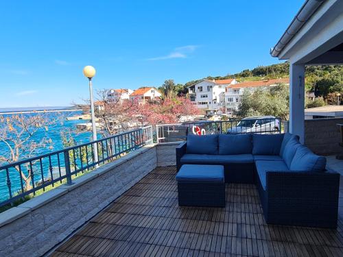 Apartment Zaglav 1 - first sea row Apartment Zaglav 1 - first sea row