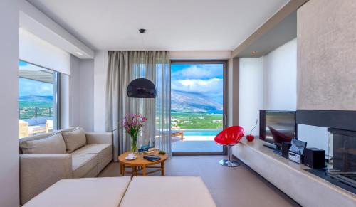2 bedrooms, 4 beds