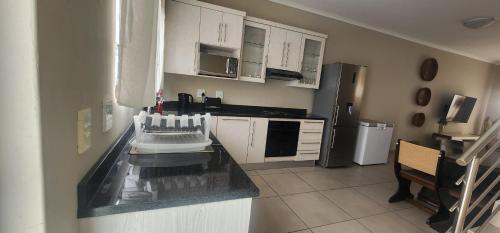 bucătărie, Dolphin Leap Unit 6 in Rand Rifles