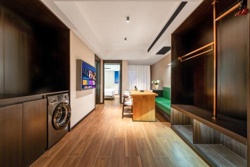 Facilities, Xi'an Firefly Hotel in Small Wild Goose Pagoda