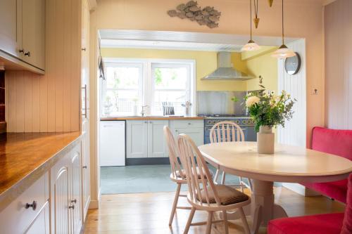 Stunning country home with private wellness Spa in Furnace
