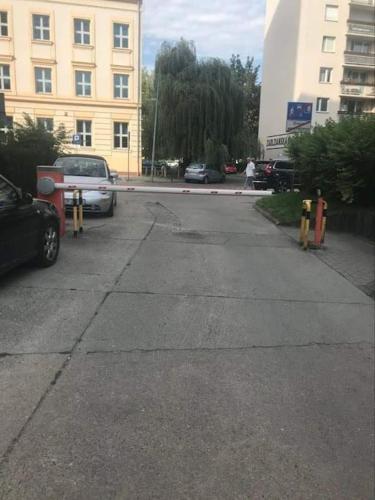 Przy parku klimatyzacja parking wifi, Breslau (Foto 7)