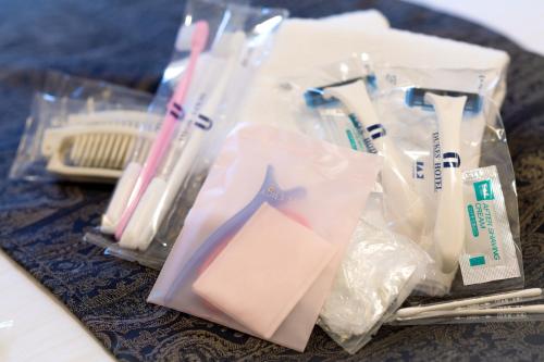 room detail thumbnail 1